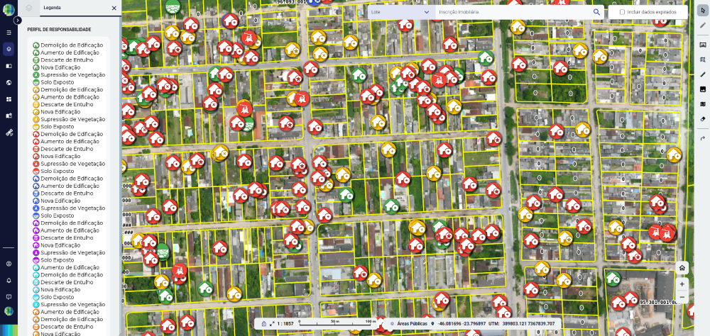 Tela do sistema Geopixel com mapa urbano detalhado, lotes demarcados e marcadores coloridos indicando pontos para revisão cadastral imóveis irregulares. Tela do sistema Geopixel com mapa urbano detalhado, lotes demarcados e marcadores coloridos indicando pontos para revisão cadastral imóveis irregulares.